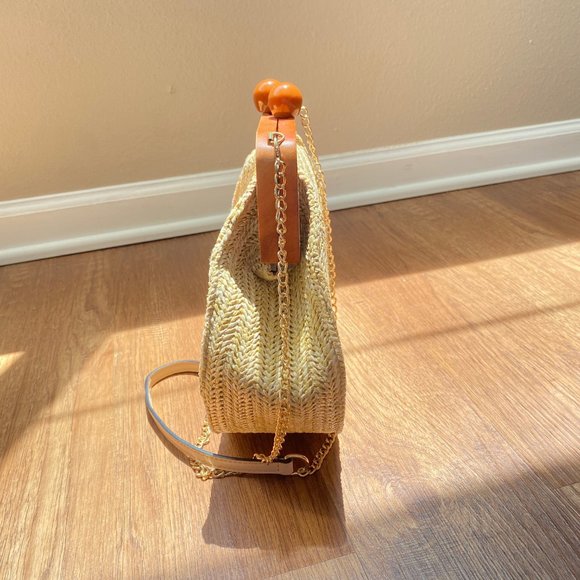 Purse; Tan, woven, Shoulder bag - Picture 2 of 9